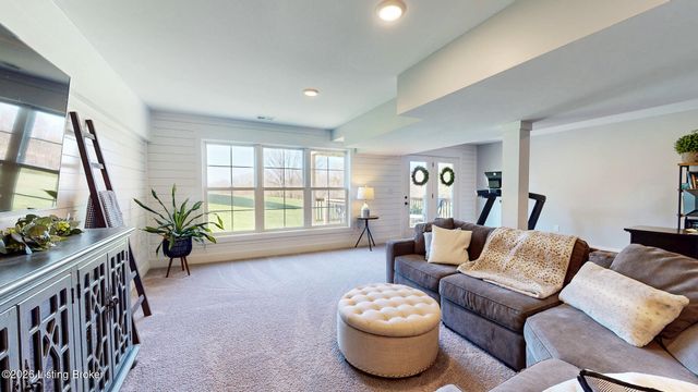 2902 Travis French Trail, Fisherville, KY 40023