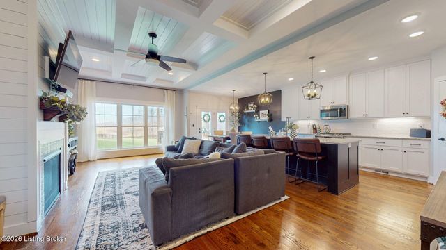 2902 Travis French Trail, Fisherville, KY 40023