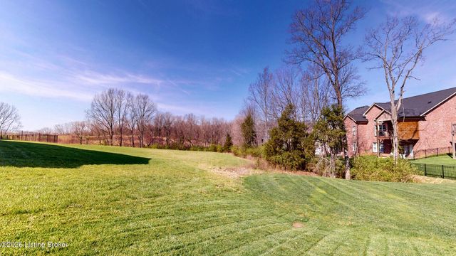 2902 Travis French Trail, Fisherville, KY 40023