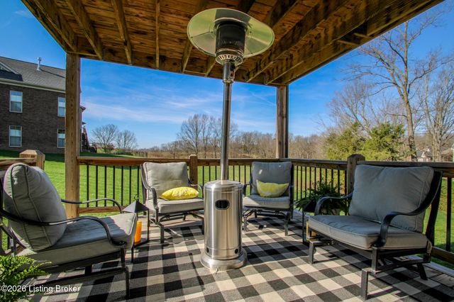 2902 Travis French Trail, Fisherville, KY 40023
