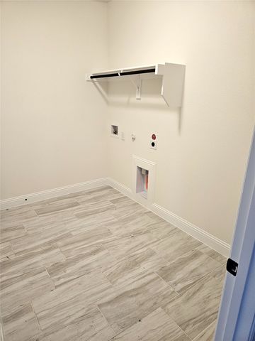 2079 Slate Drive, Howe, TX 75459