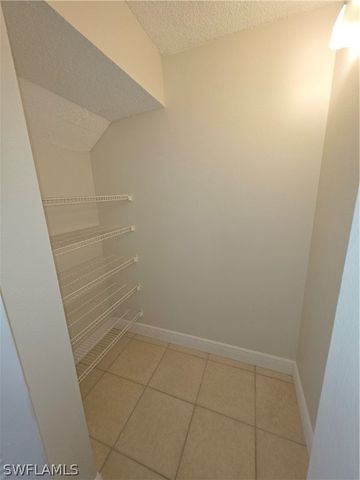 142 Santa Clara DR 5, Naples, FL 34104