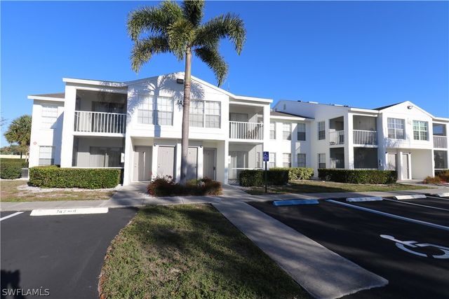 142 Santa Clara DR 5, Naples, FL 34104