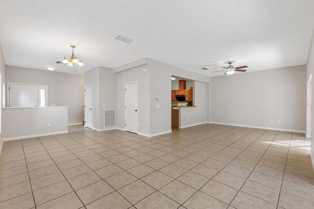 5186 NE 122ND BOULEVARD, Oxford, FL 34484