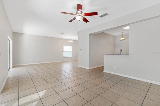 5186 NE 122ND BOULEVARD, Oxford, FL 34484