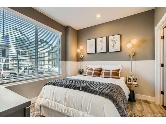 1618 Park Pl, Broomfield, CO 80023
