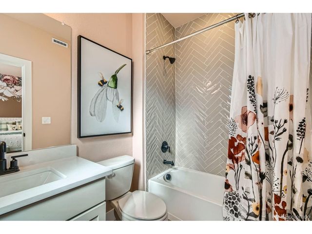 1618 Park Pl, Broomfield, CO 80023