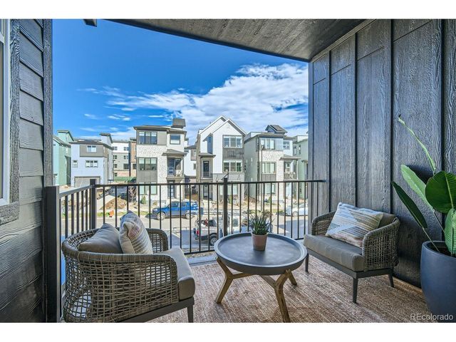 1618 Park Pl, Broomfield, CO 80023