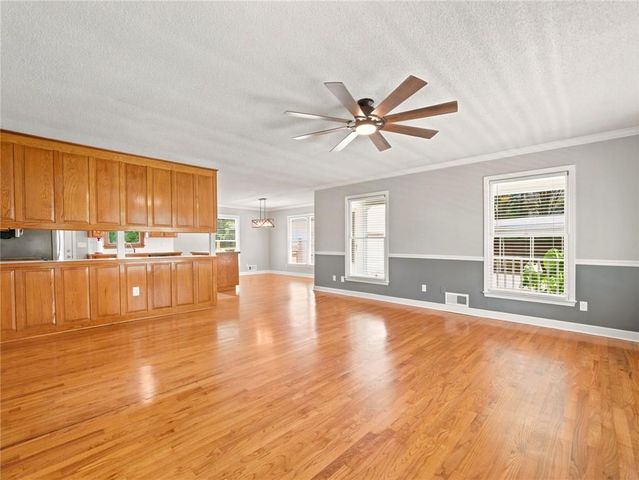178 Gay Thompson Drive, Canton, GA 30115