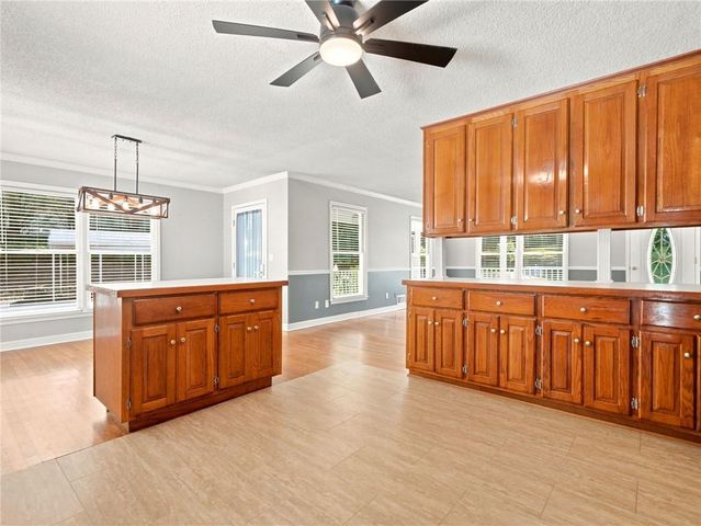 178 Gay Thompson Drive, Canton, GA 30115