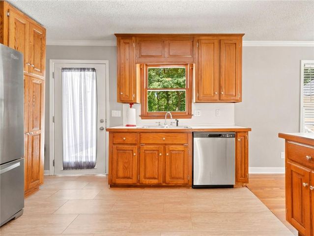178 Gay Thompson Drive, Canton, GA 30115