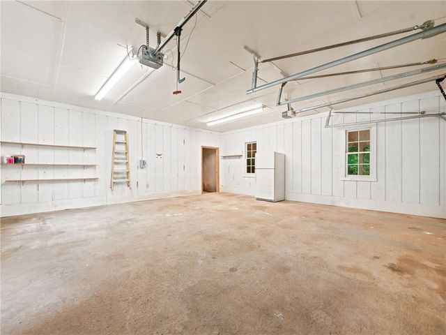 178 Gay Thompson Drive, Canton, GA 30115