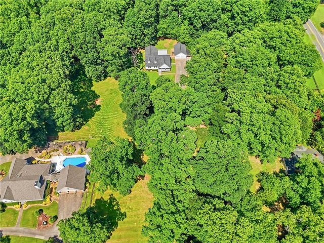 178 Gay Thompson Drive, Canton, GA 30115