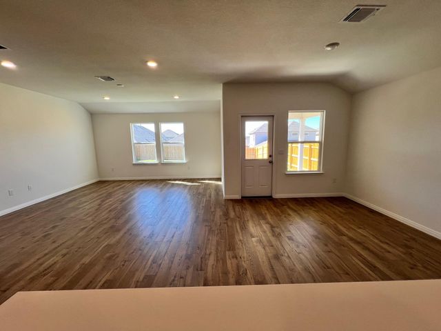 537 Osprey DR, Leander, TX 78641