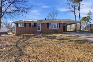 230 Foxhall Road, Spartanburg, SC 29306