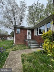 4610 LACY AVE, Suitland, MD 20746