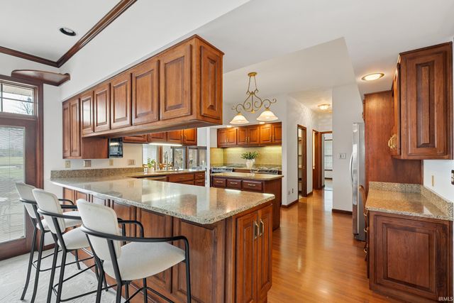 2817 E Prestwick Road, Winona Lake, IN 46590