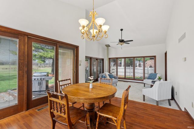 2817 E Prestwick Road, Winona Lake, IN 46590