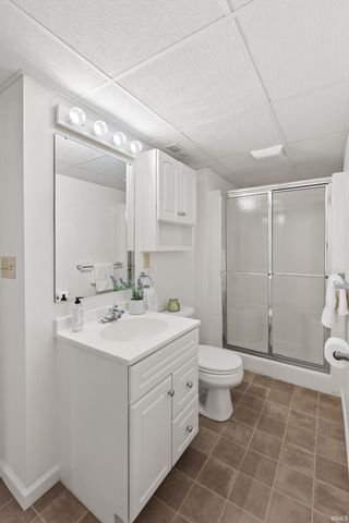 2817 E Prestwick Road, Winona Lake, IN 46590