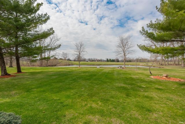 2817 E Prestwick Road, Winona Lake, IN 46590