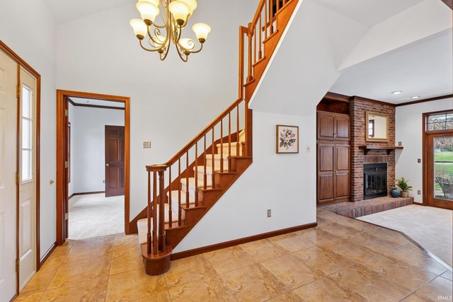 2817 E Prestwick Road, Winona Lake, IN 46590