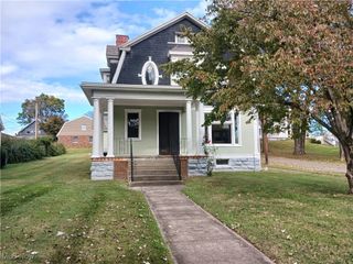 315 Muskingum Drive, Marietta, OH 45750