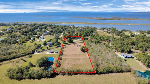 3607 S Main Street, Anahuac, TX 77514