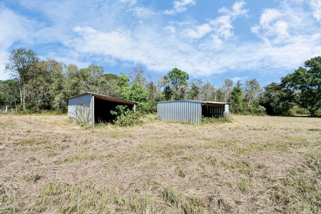 3607 S Main Street, Anahuac, TX 77514