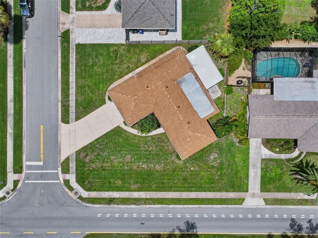 2711 GULF GATE DRIVE, Sarasota, FL 34231