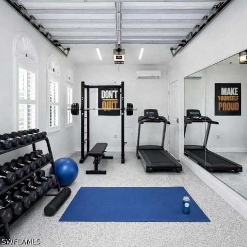 9454 Greenleigh CT, Naples, FL 34120