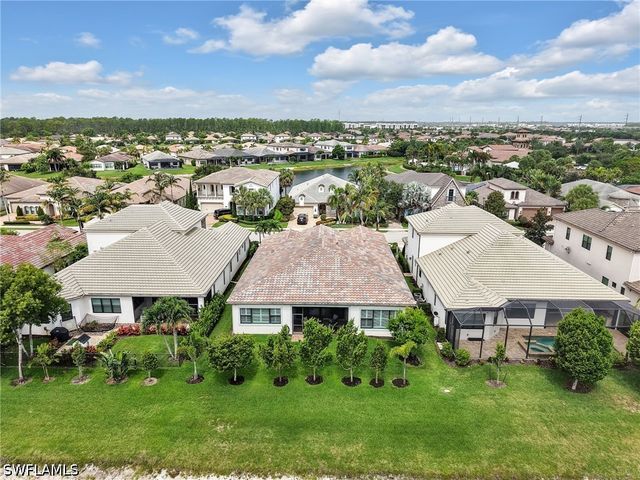 9454 Greenleigh CT, Naples, FL 34120