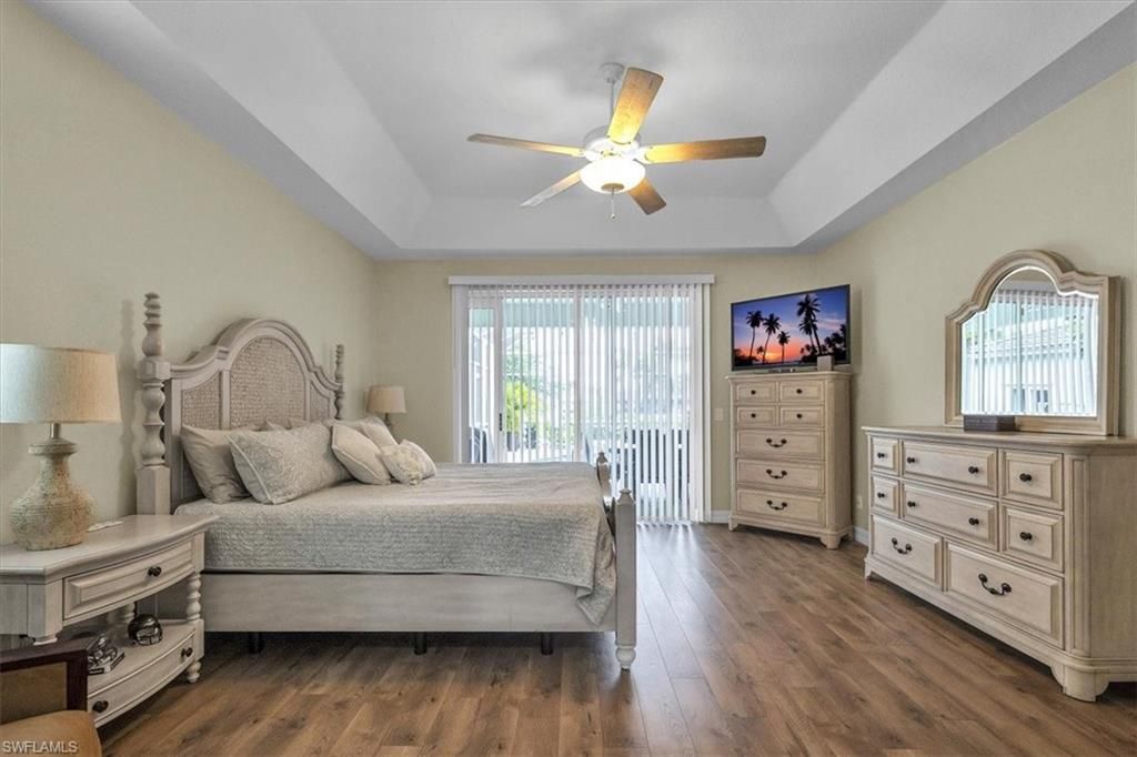 Image 14 of property listing at 1313 SE 29th TER, Cape Coral, FL 33904