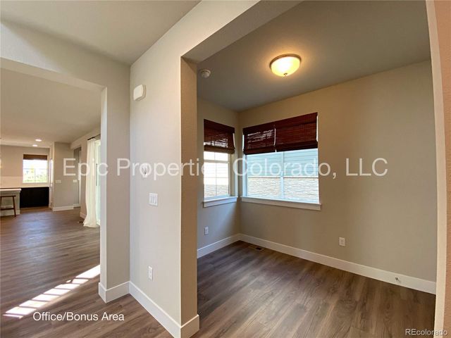 6012 N Netherland Court, Aurora, CO 80019