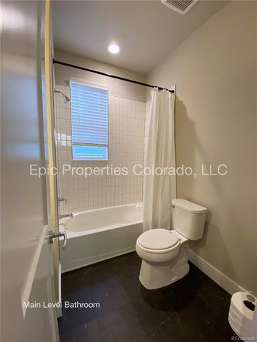 6012 N Netherland Court, Aurora, CO 80019