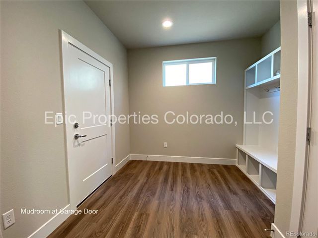 6012 N Netherland Court, Aurora, CO 80019