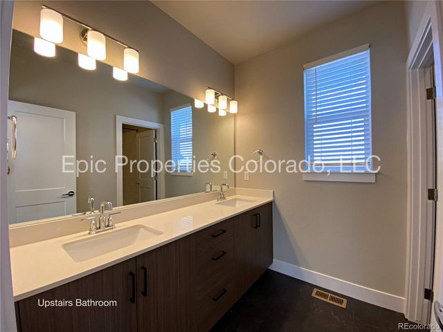 6012 N Netherland Court, Aurora, CO 80019