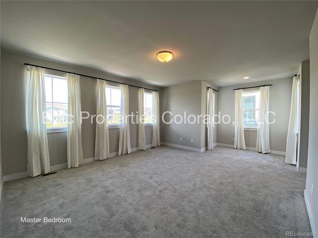 6012 N Netherland Court, Aurora, CO 80019