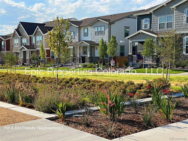 6012 N Netherland Court, Aurora, CO 80019