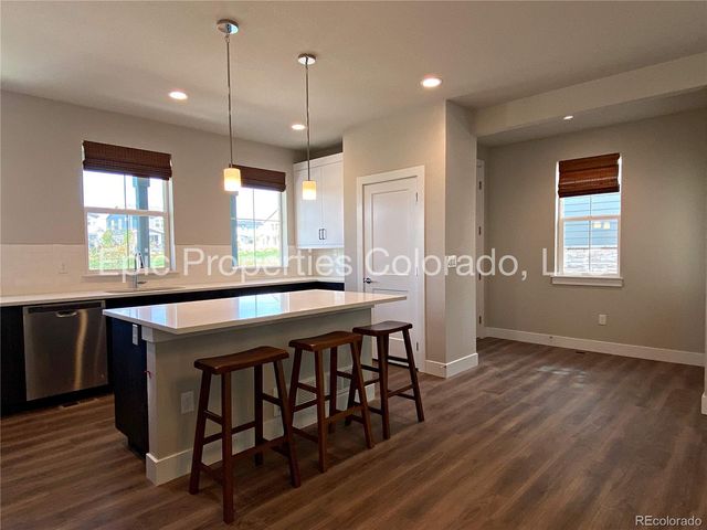 6012 N Netherland Court, Aurora, CO 80019