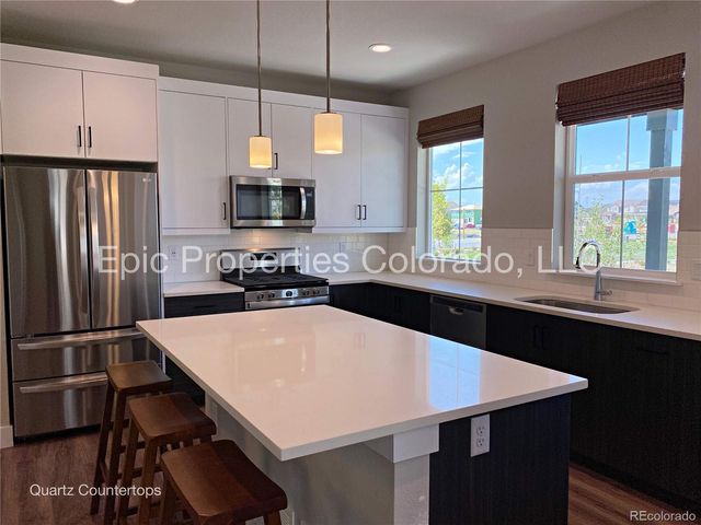 6012 N Netherland Court, Aurora, CO 80019