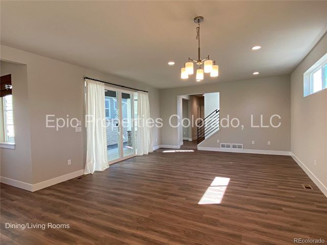 6012 N Netherland Court, Aurora, CO 80019