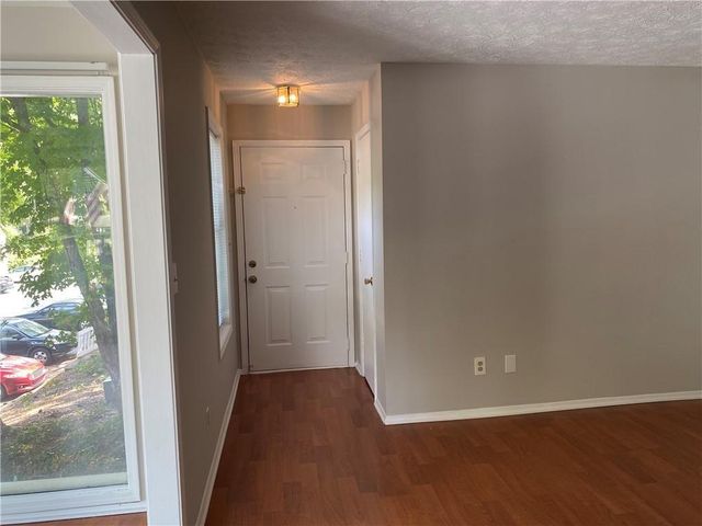 1607 Augusta SE Drive, Marietta, GA 30067