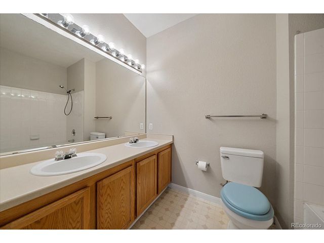 6017 Castlegate Dr F17, Castle Rock, CO 80108