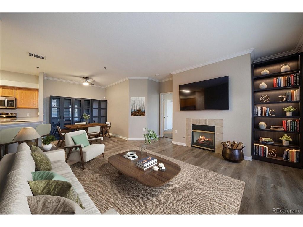 6017 Castlegate Dr F17, Castle Rock, CO 80108