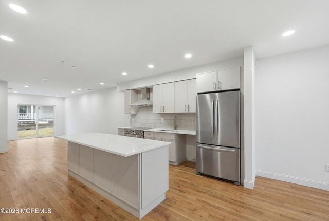 801 Main Street B6, Avon-by-the-sea, NJ 07717