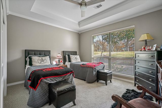 318 Crestview Lane, Hideaway, TX 75771