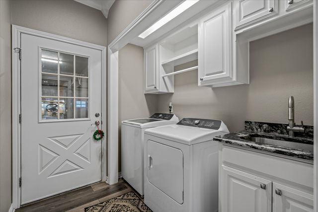 318 Crestview Lane, Hideaway, TX 75771