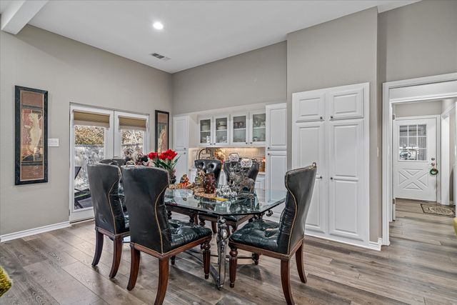 318 Crestview Lane, Hideaway, TX 75771