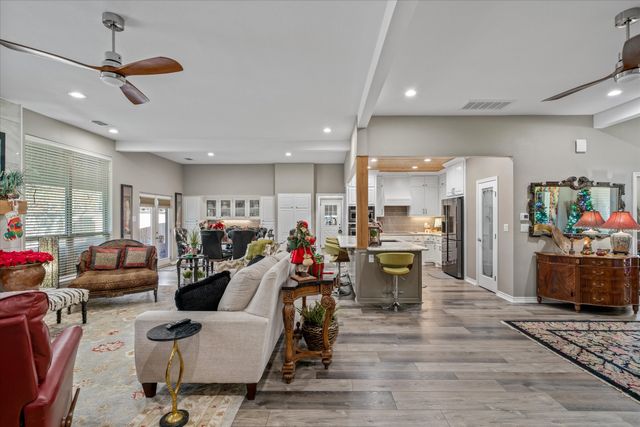 318 Crestview Lane, Hideaway, TX 75771