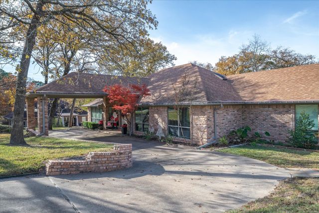 318 Crestview Lane, Hideaway, TX 75771